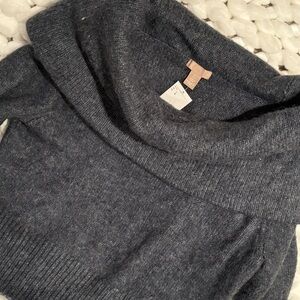 OFF SHOULDER GRAY H&M SWEATER